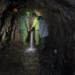 P Surgencia de agua en un taladro en el frente de una galería de La Palma